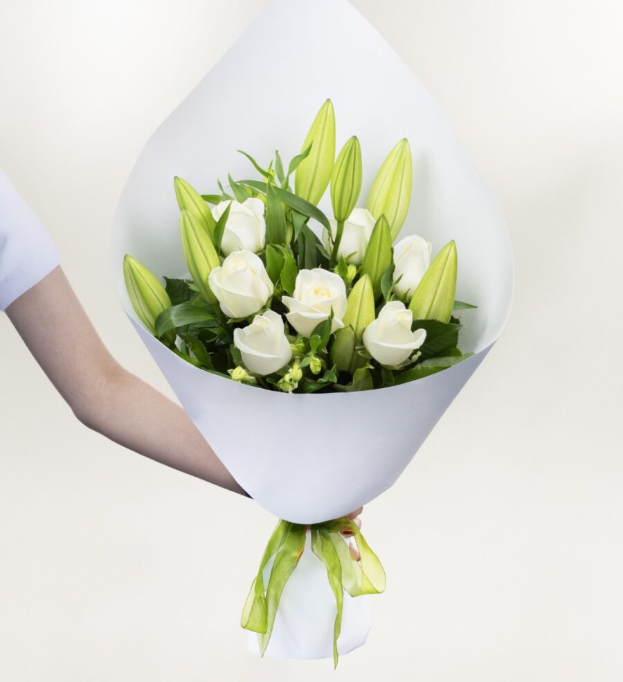 The Classic – White Roses